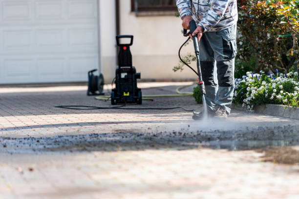 Best Garage Pressure Washing  in Harsville, RI